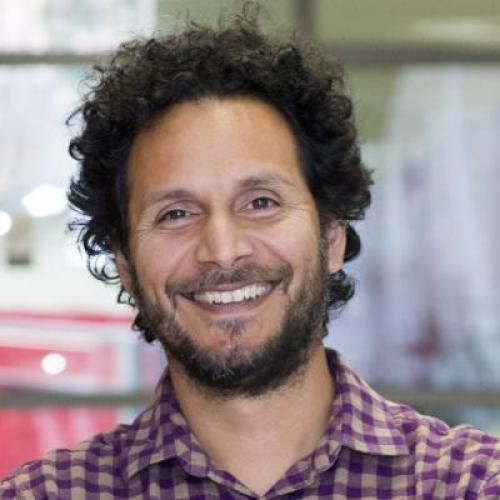 Miguel Alvarez Headshot